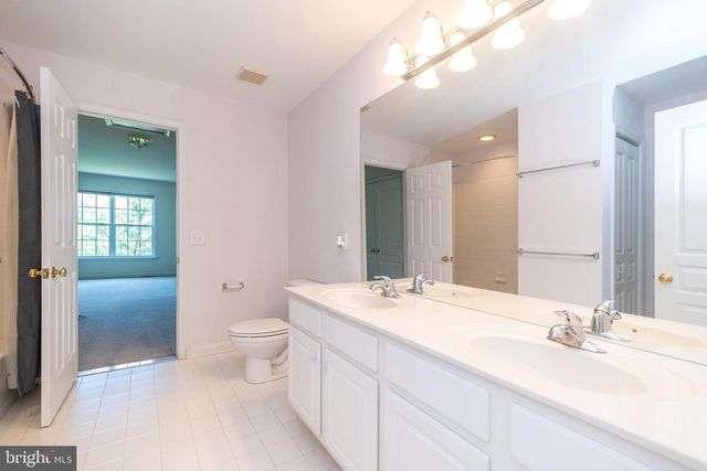 32 ADDISON CT, Doylestown, PA 18901
