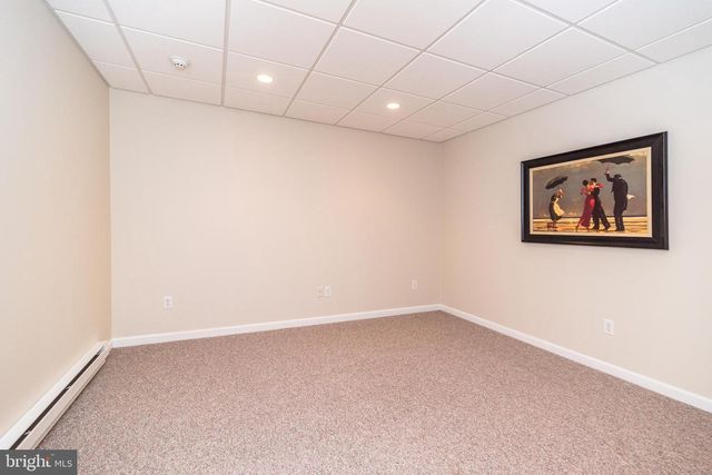 32 ADDISON CT, Doylestown, PA 18901
