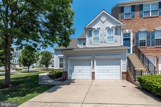 32 ADDISON CT, Doylestown, PA 18901