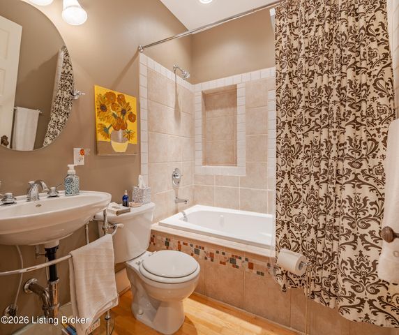 304 S Peterson Ave 1, Louisville, KY 40206
