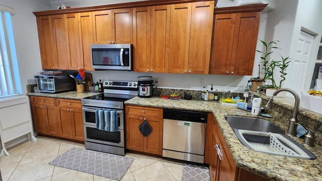 12600 SW 50th Court 411, Miramar, FL 33027
