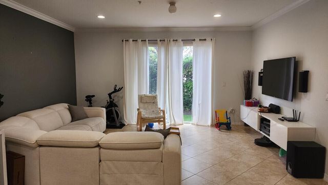 12600 SW 50th Court 411, Miramar, FL 33027