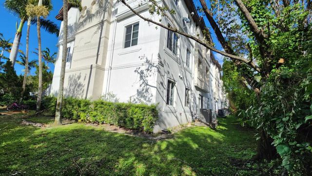 12600 SW 50th Court 411, Miramar, FL 33027