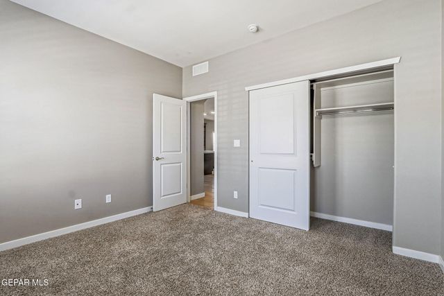 2025 WILLIAM CAPLES Street, El Paso, TX 79938