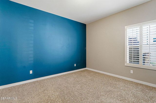 2025 WILLIAM CAPLES Street, El Paso, TX 79938