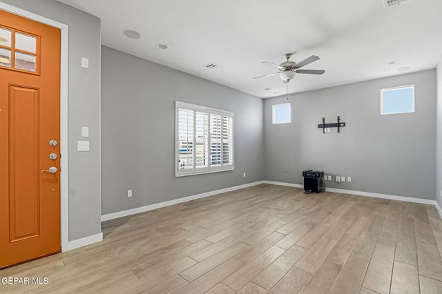 2025 WILLIAM CAPLES Street, El Paso, TX 79938