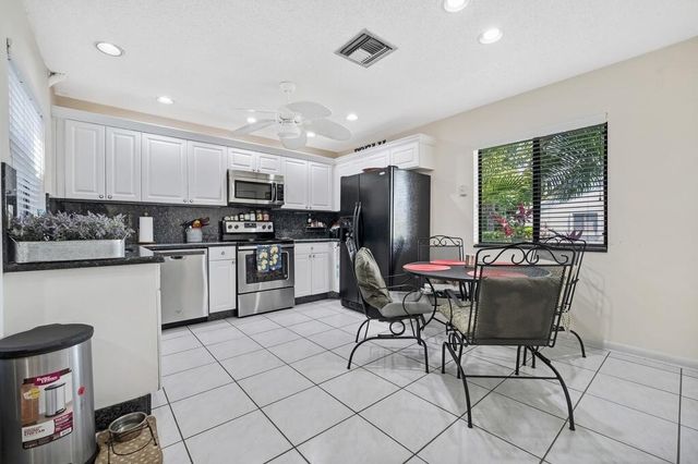 1260 NW 24th Avenue, Delray Beach, FL 33445