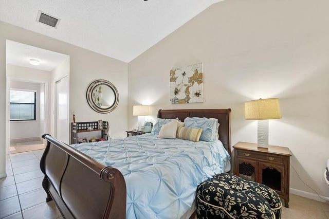 1260 NW 24th Avenue, Delray Beach, FL 33445