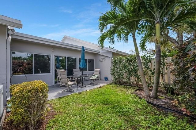 1260 NW 24th Avenue, Delray Beach, FL 33445