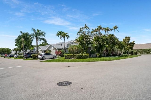 1260 NW 24th Avenue, Delray Beach, FL 33445