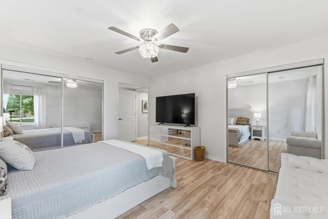 5 Avon Drive 5S, East Windsor, NJ 08520