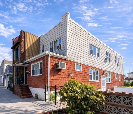72-15 73 Street, Glendale, NY 11385