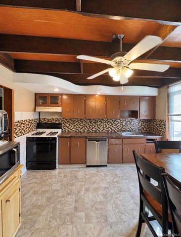 72-15 73 Street, Glendale, NY 11385