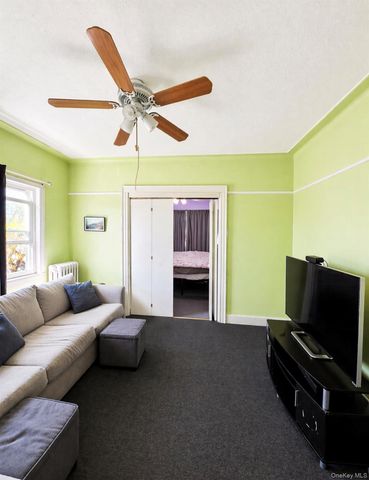 72-15 73 Street, Glendale, NY 11385