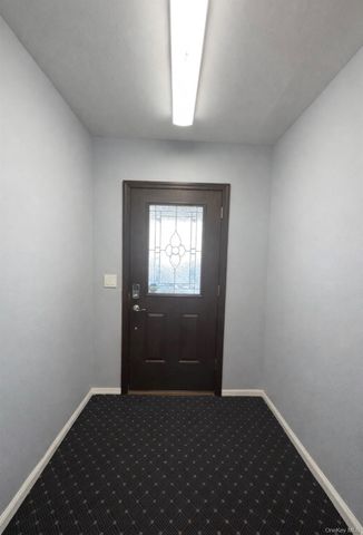 72-15 73 Street, Glendale, NY 11385