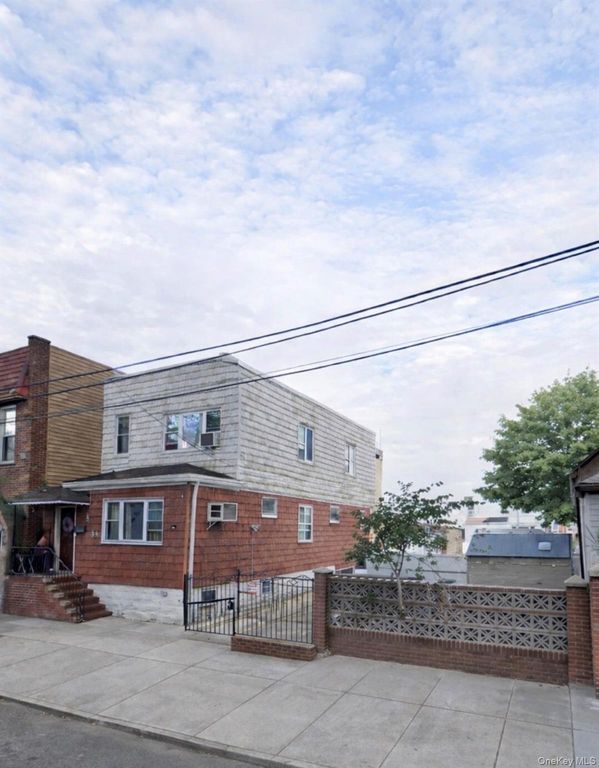 72-15 73 Street, Glendale, NY 11385