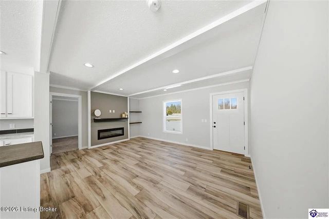 4444 Woodland Rd, Vine Grove, KY 40175