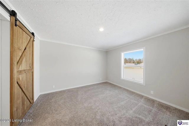 4444 Woodland Rd, Vine Grove, KY 40175