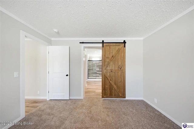 4444 Woodland Rd, Vine Grove, KY 40175