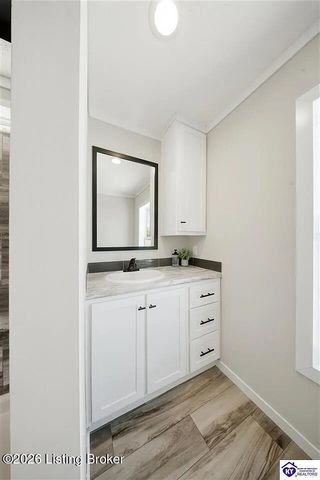 4444 Woodland Rd, Vine Grove, KY 40175