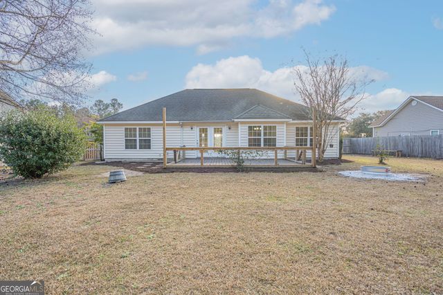 404 Sir Arthur Court, Guyton, GA 31312