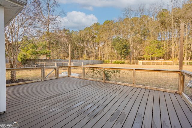 404 Sir Arthur Court, Guyton, GA 31312