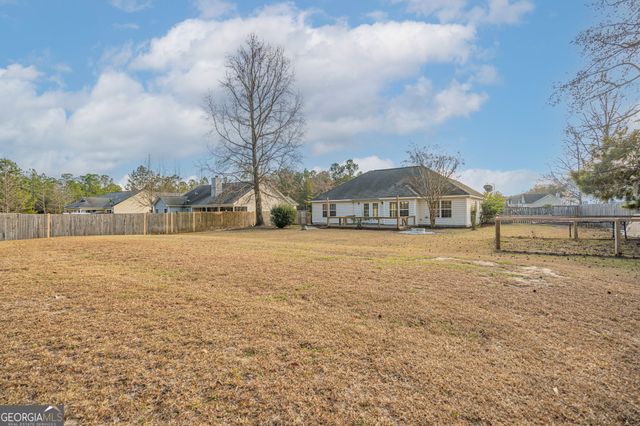404 Sir Arthur Court, Guyton, GA 31312