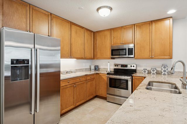 822 Bay Colony Drive S 822, Juno Beach, FL 33408