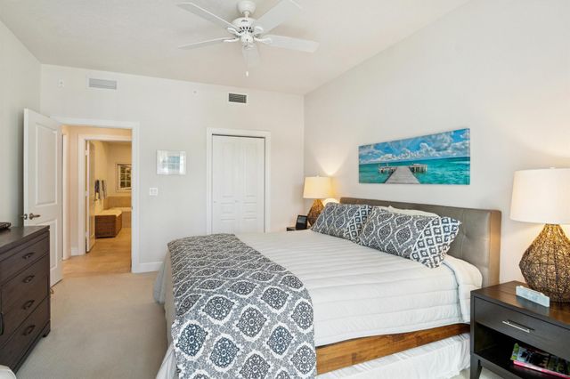 822 Bay Colony Drive S 822, Juno Beach, FL 33408