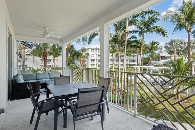 822 Bay Colony Drive S 822, Juno Beach, FL 33408