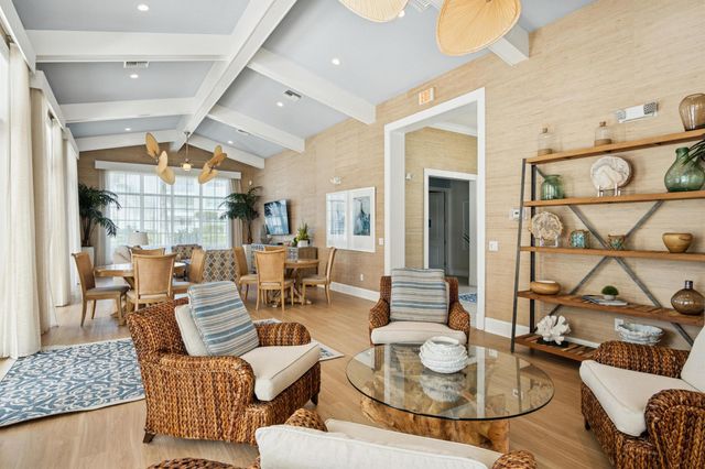 822 Bay Colony Drive S 822, Juno Beach, FL 33408