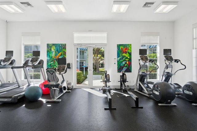 822 Bay Colony Drive S 822, Juno Beach, FL 33408