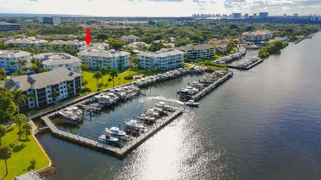 822 Bay Colony Drive S 822, Juno Beach, FL 33408