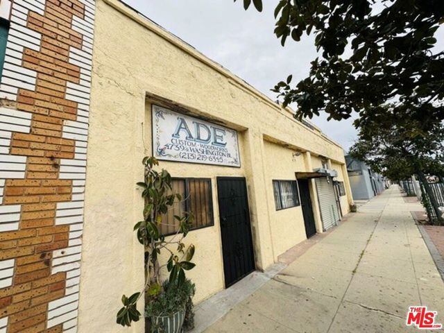 4739 W Washington Boulevard, Los Angeles, CA 90016