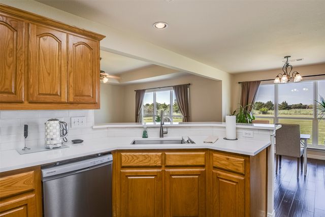 8051 Mavis Avenue, Waxahachie, TX 75167