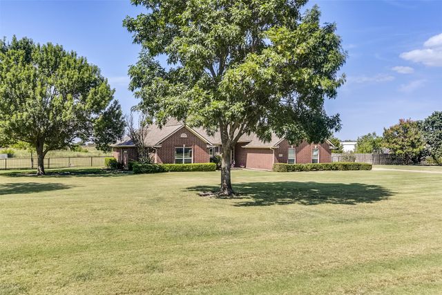 8051 Mavis Avenue, Waxahachie, TX 75167