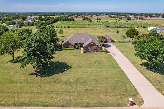 8051 Mavis Avenue, Waxahachie, TX 75167