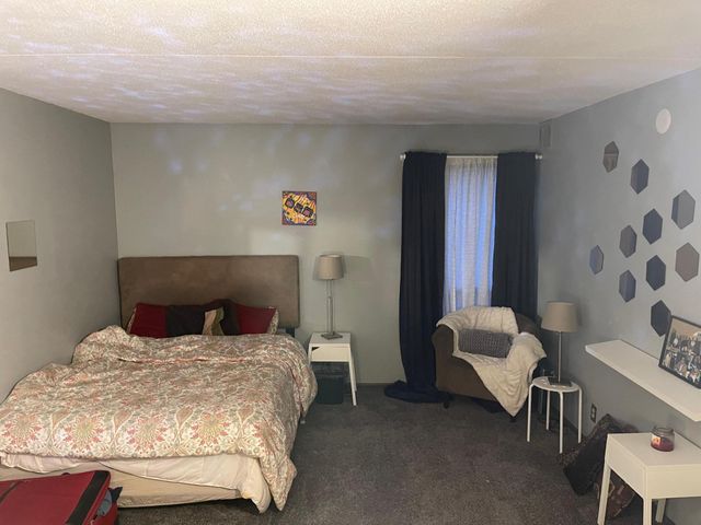 6730 Vernon Ave S 402, Edina, MN 55436