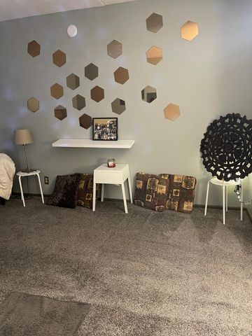 6730 Vernon Ave S 402, Edina, MN 55436