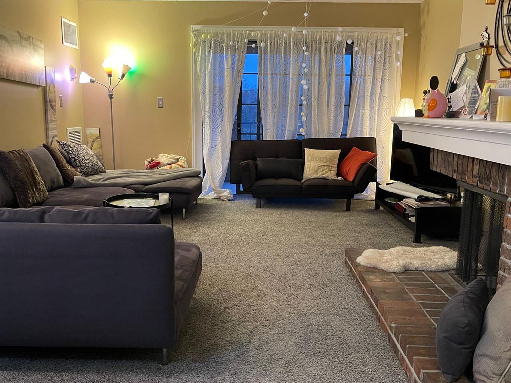 6730 Vernon Ave S 402, Edina, MN 55436