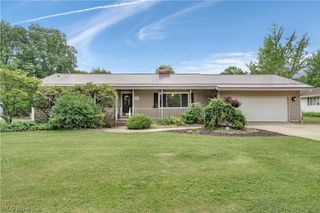 250 Greenridge Drive, Geneva, OH 44041