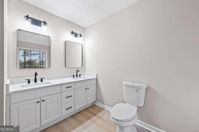 176 Southern Magnolia Lane, Rex, GA 30273