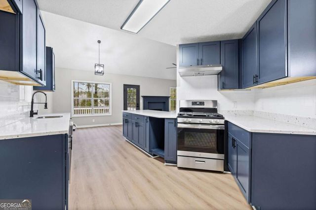 176 Southern Magnolia Lane, Rex, GA 30273