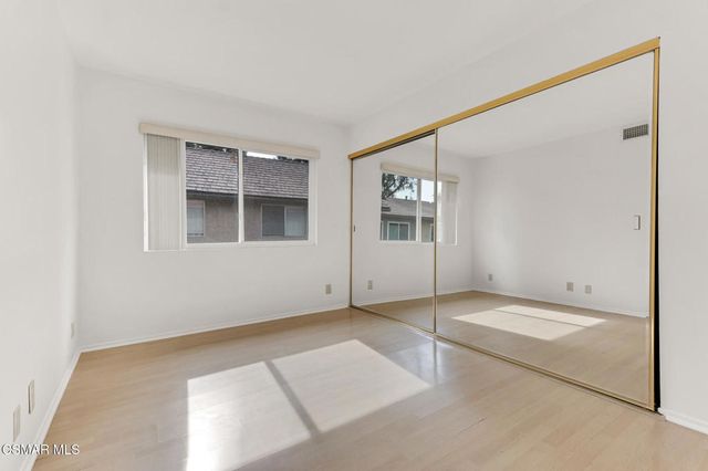 458 Serento Circle, Thousand Oaks, CA 91360