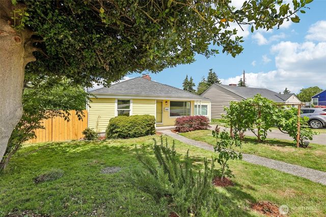 2404 S 121st Street, Seattle, WA 98168