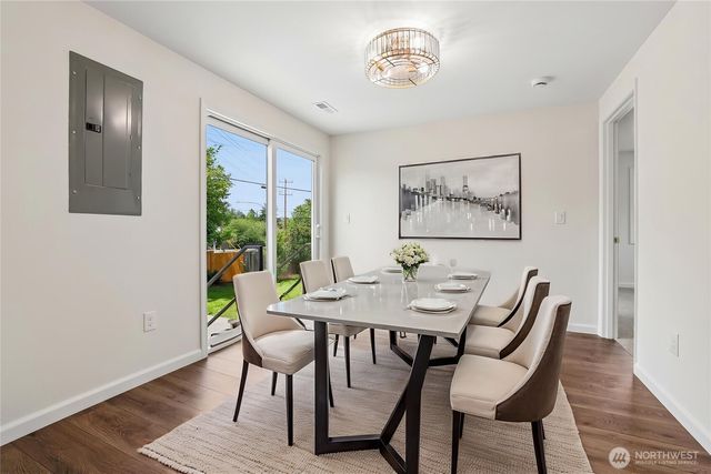 2404 S 121st Street, Seattle, WA 98168