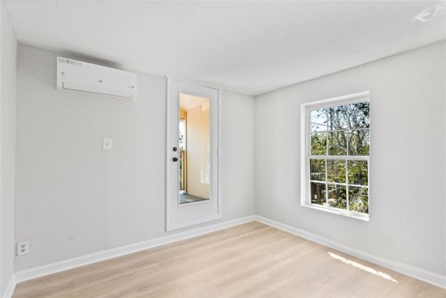 2507 37th Street B, Galveston, TX 77550