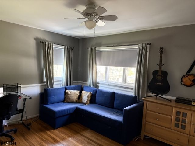 43 Busteed Dr, Midland Park Boro, NJ 07432