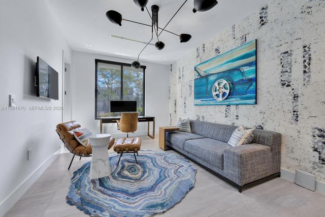 7900 SW 54th Ave, Miami, FL 33143