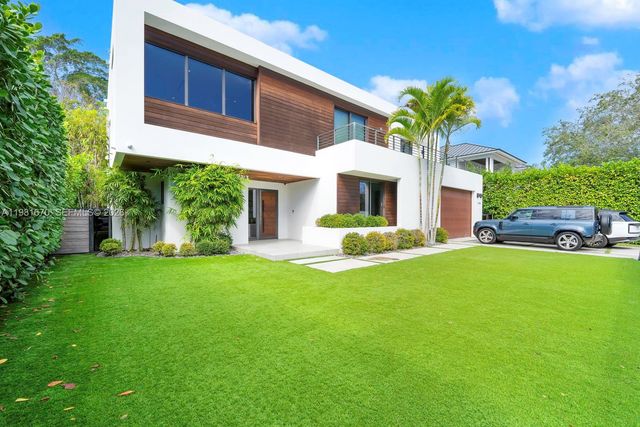 7900 SW 54th Ave, Miami, FL 33143